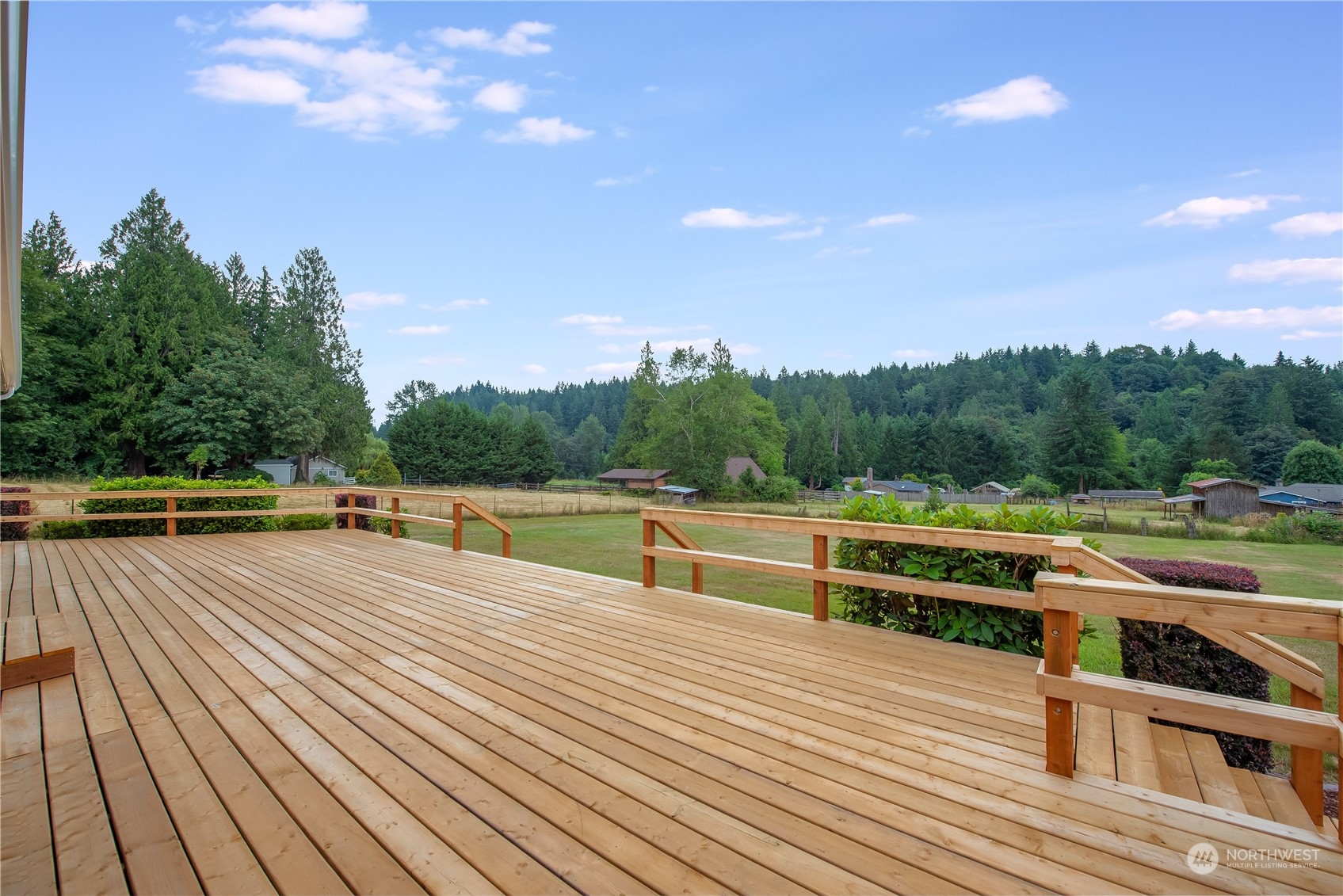 21807 Southeast May Valley Road Issaquah, WA 98027 - Photo 21 of 22 Gallery Image 21