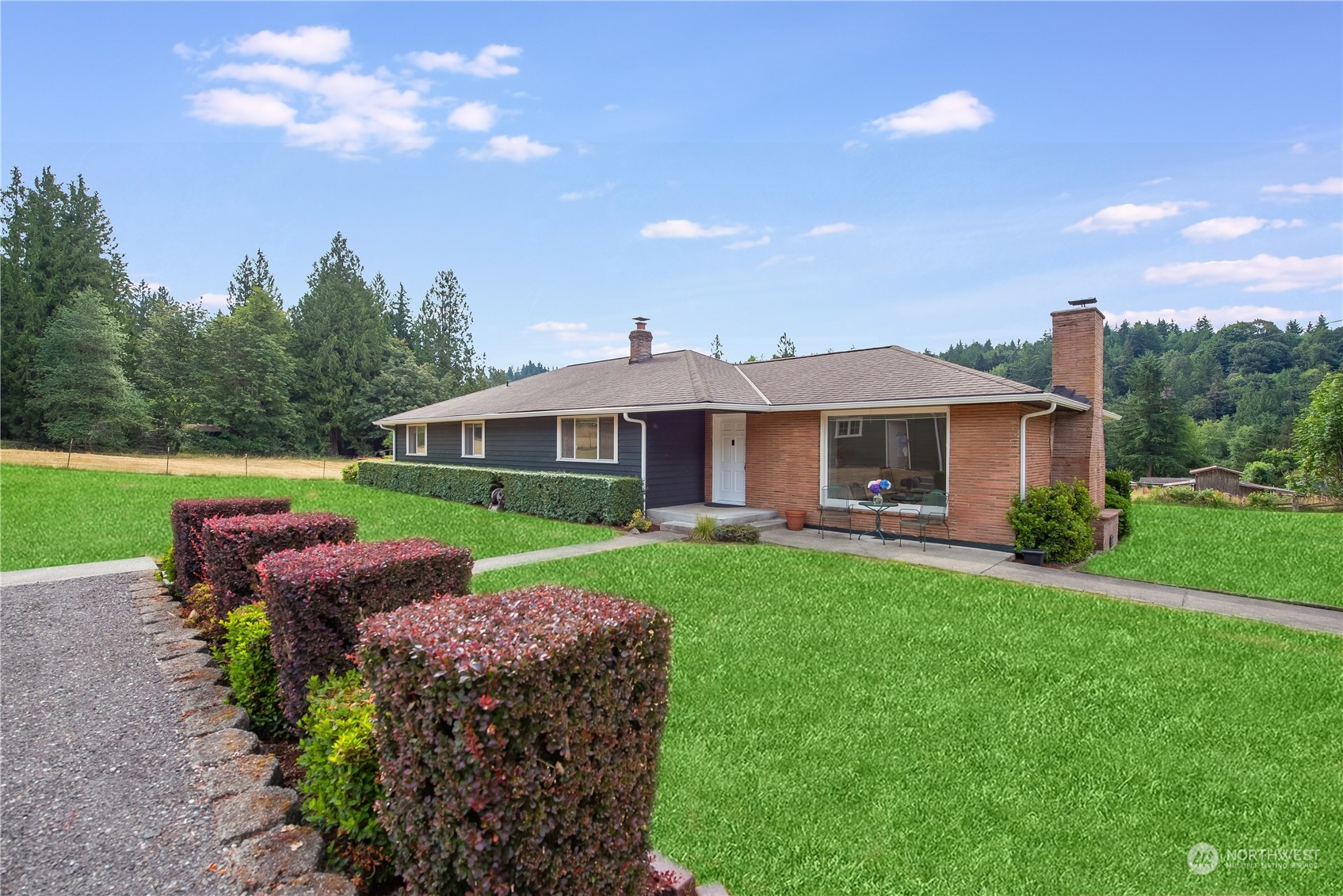 21807 Southeast May Valley Road Issaquah, WA 98027 - Photo 3 of 22 Gallery Image 3