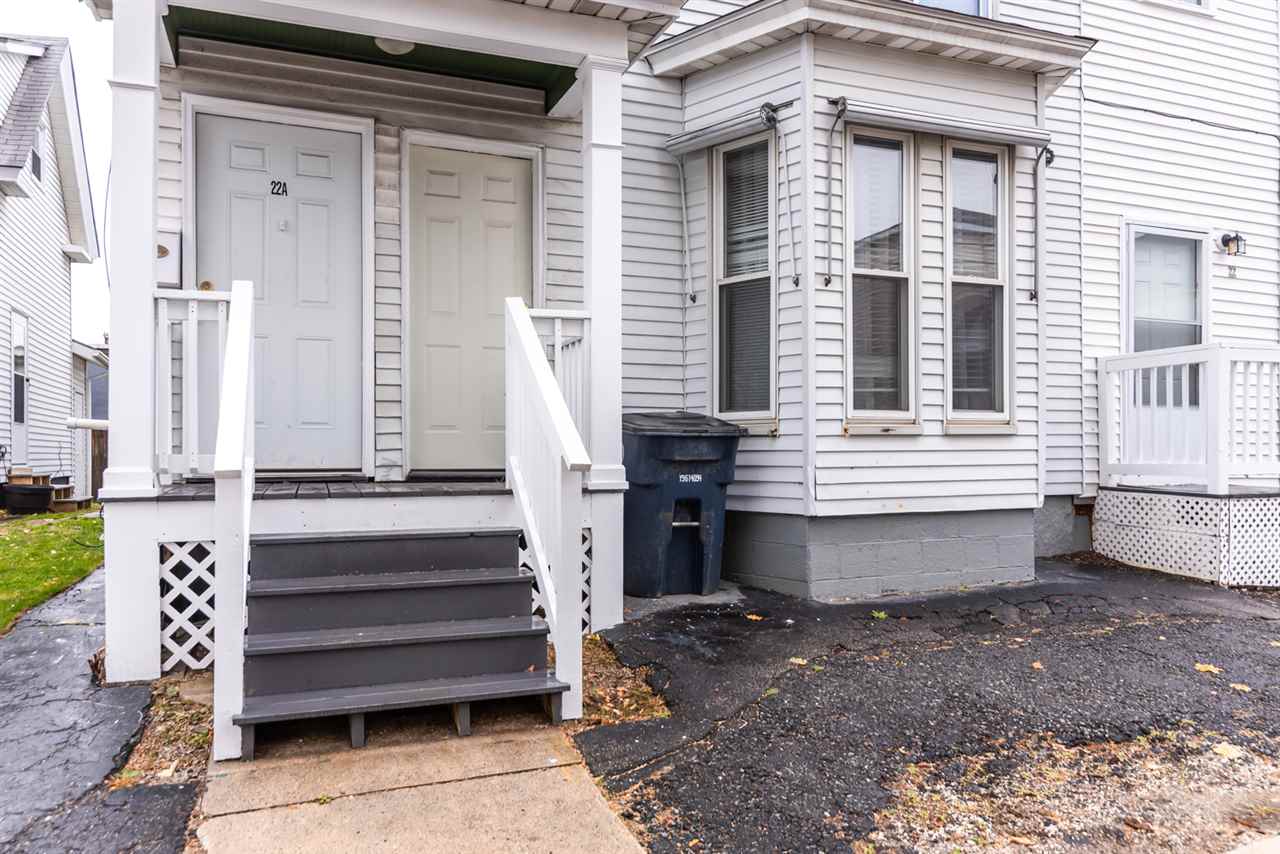 22 Beech Street Nashua, NH 03060 - Photo 2 of 16
