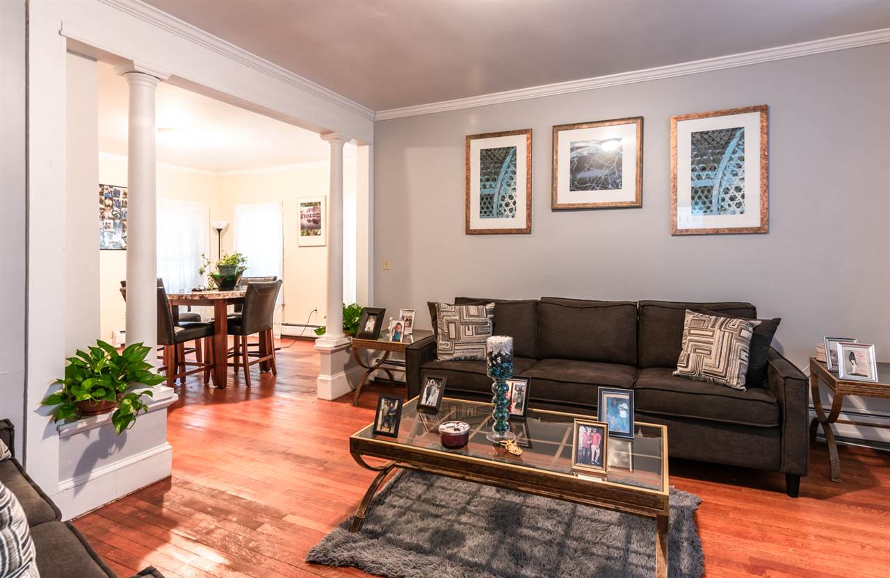 22 Beech Street Nashua, NH 03060 - Photo 4 of 16