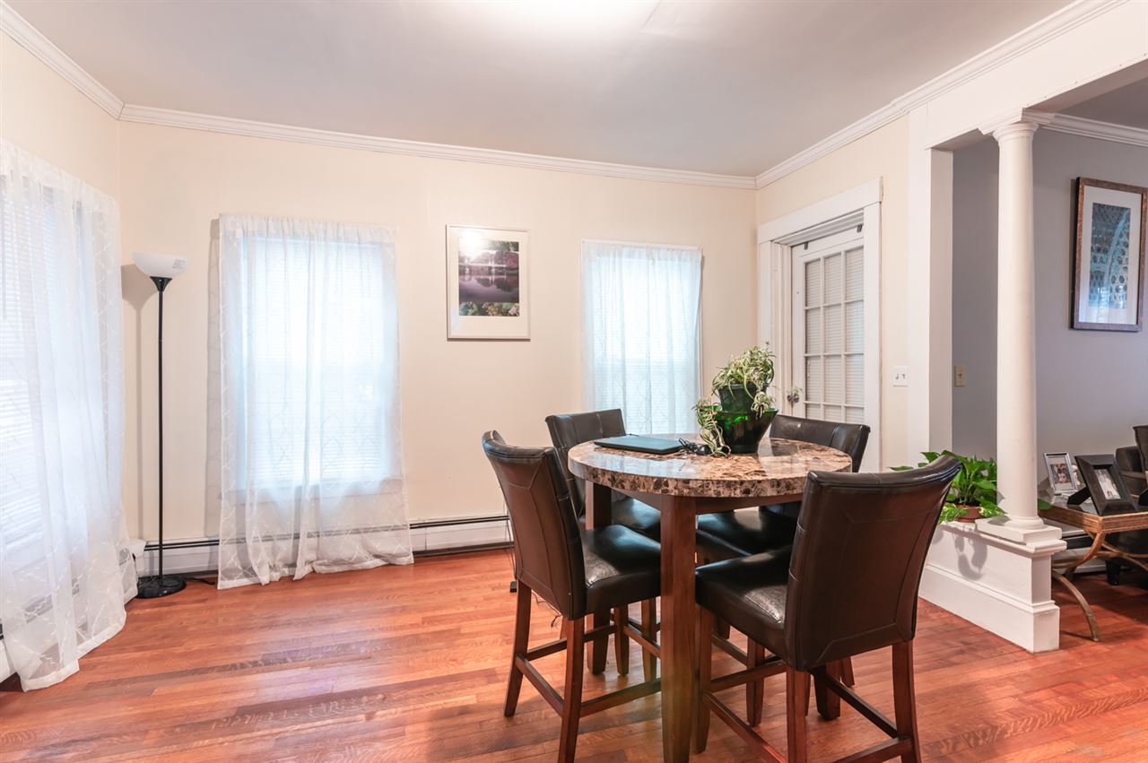 22 Beech Street Nashua, NH 03060 - Photo 6 of 16