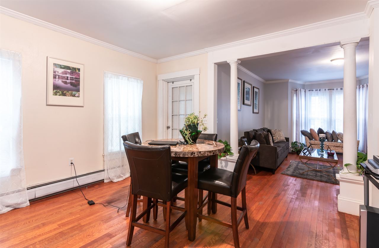 22 Beech Street Nashua, NH 03060 - Photo 7 of 16