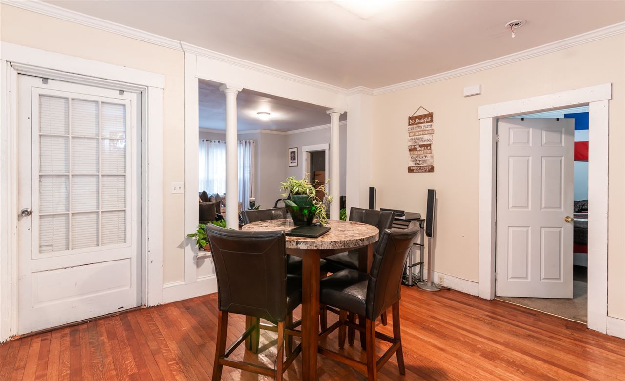 22 Beech Street Nashua, NH 03060 - Photo 8 of 16