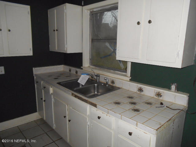 36365 Dyal Road Callahan, FL 32011 - Photo 16 of 24 Kitchen