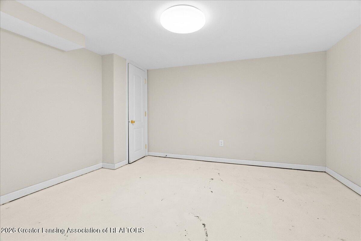 3261 Hepfer Road Lansing, MI 48911 - Photo 31 of 43 44-Media Jett - 46