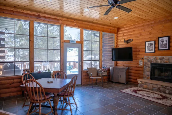 $1,600,000 | N13436 19th Avenue, Necedah, WI 54646