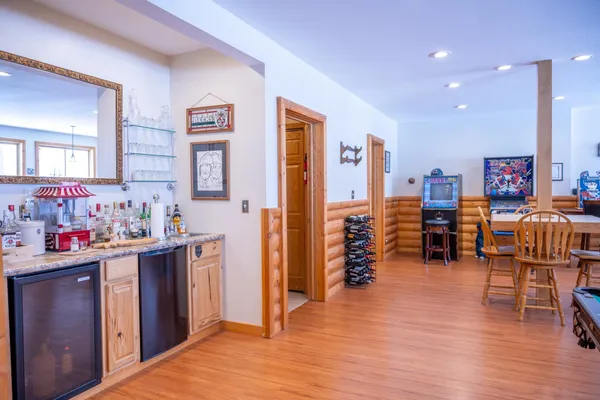 $1,600,000 | N13436 19th Avenue, Necedah, WI 54646