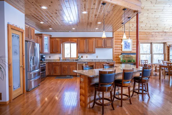 $1,600,000 | N13436 19th Avenue, Necedah, WI 54646