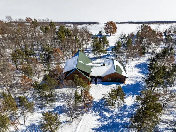 $1,600,000 | N13436 19th Avenue, Necedah, WI 54646