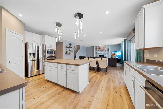 $615,000 | 16515 Driftwood Drive, Plainfield, IL 60586