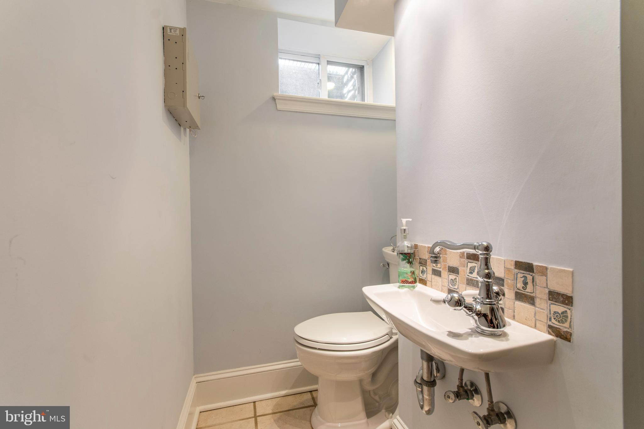 1446 Noble Road Jenkintown, PA 19046 - Photo 35 of 43