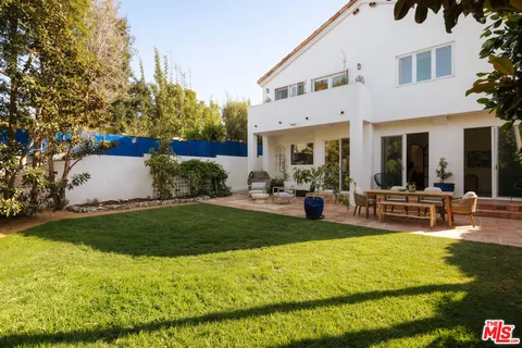 $4,295,000 | 2341 32nd Street, Santa Monica, CA 90405