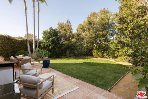 $4,295,000 | 2341 32nd Street, Santa Monica, CA 90405