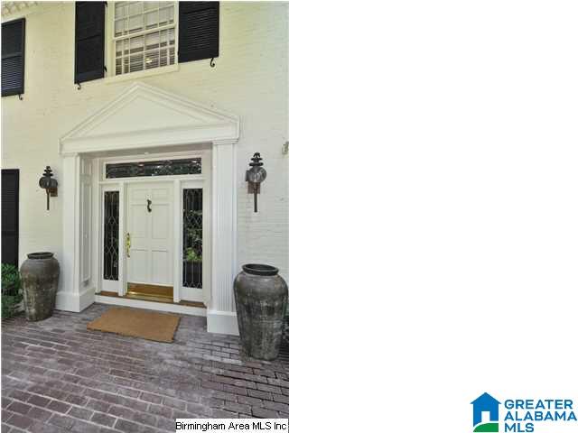 3317 Overbrook Road Birmingham, AL 35213 - Photo 3 of 32