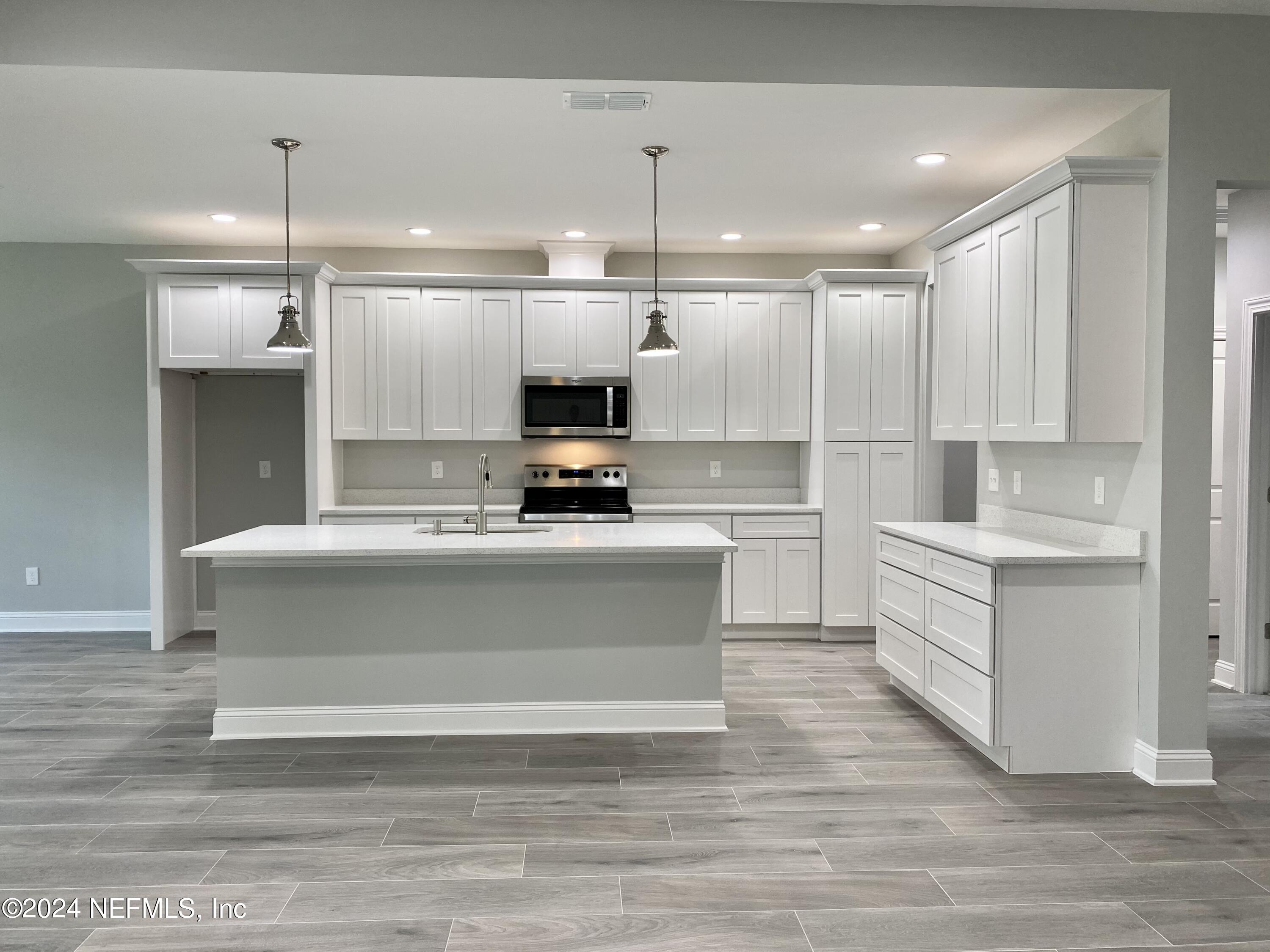 1623 Mill Creek Road Jacksonville, FL 32277 - Photo 7 of 12 IMG_5477