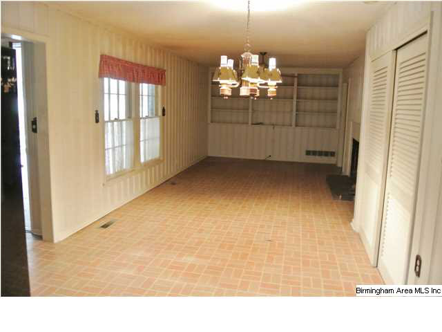 2714 Sweeney Hollow Road Birmingham, AL 35215 - Photo 6 of 32