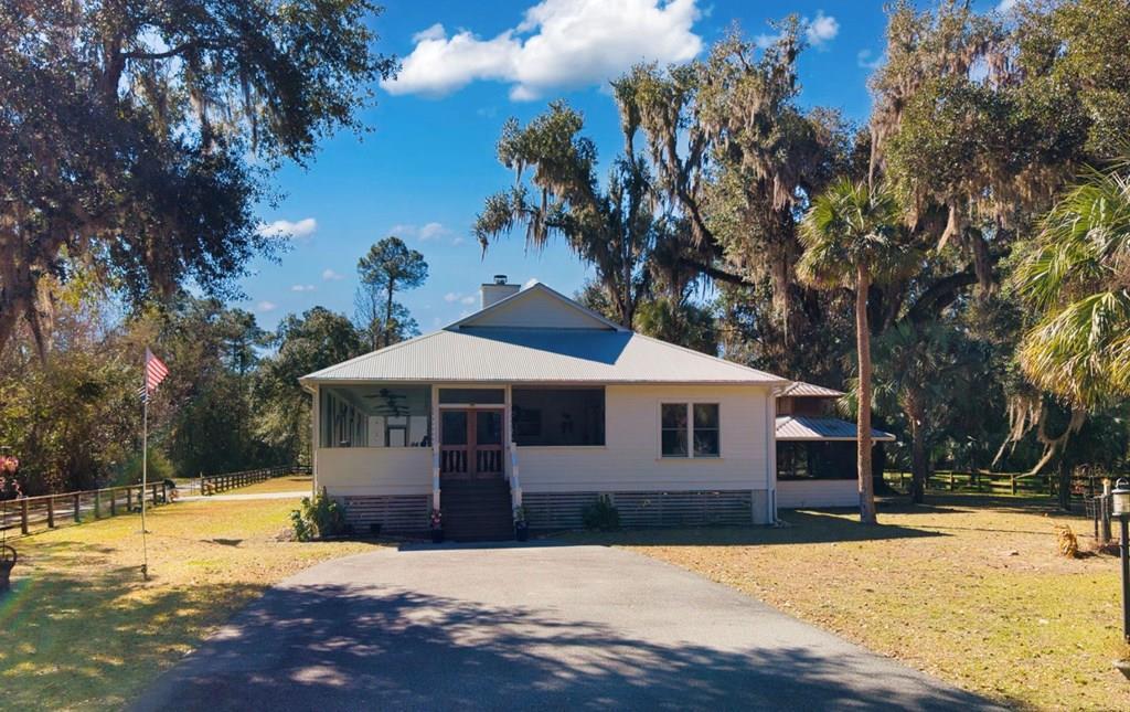 133 Pogy Road Apalachicola, FL 32320 - Photo 4 of 87