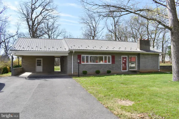 $1,250 | 6056 Lincoln Way West, St. Thomas, PA 17252