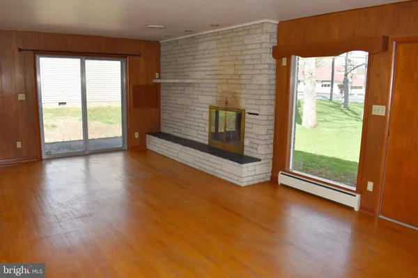 $1,250 | 6056 Lincoln Way West, St. Thomas, PA 17252