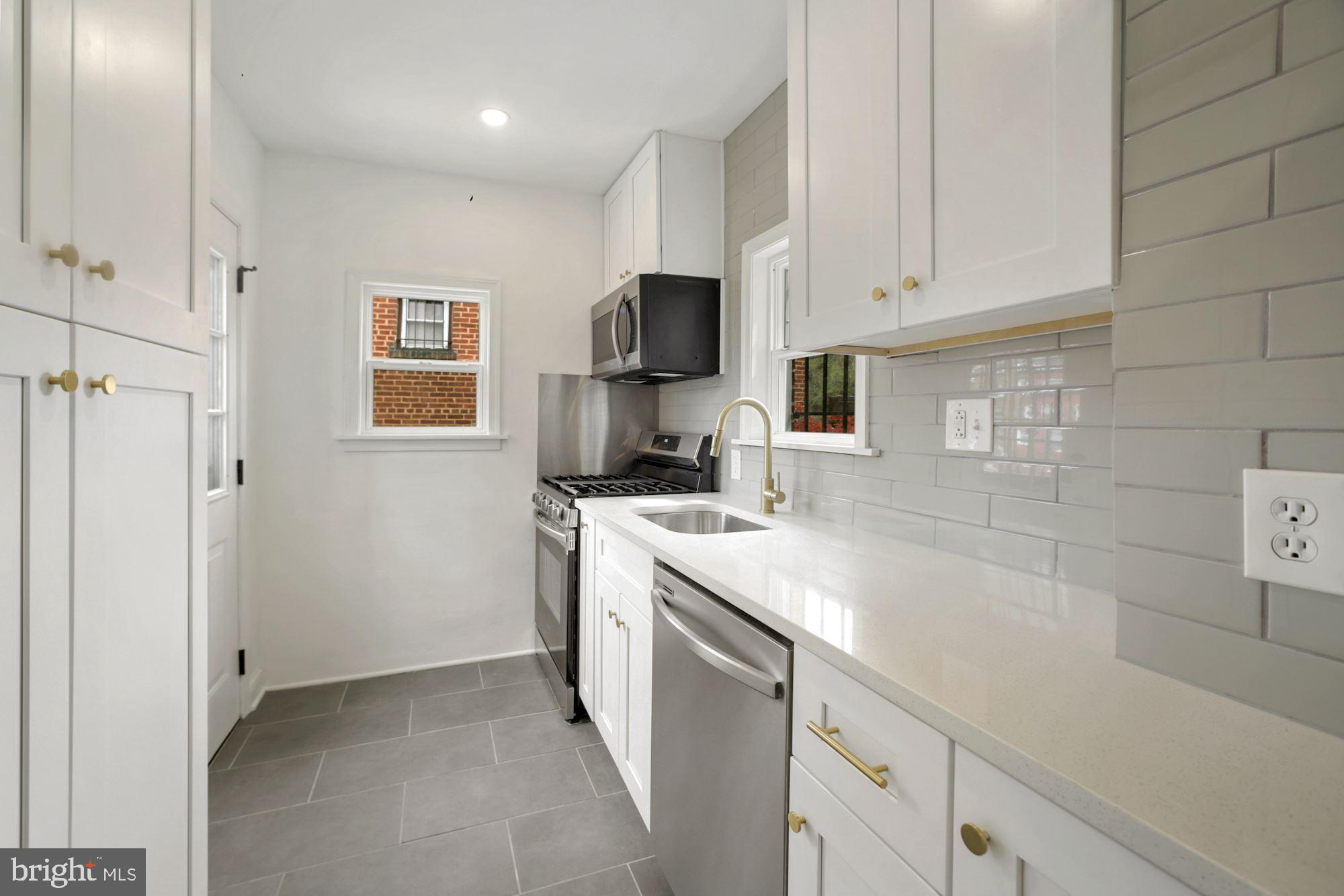 1530 Howard Road Southeast Washington, DC 20020 - Photo 8 of 32 Kitchen