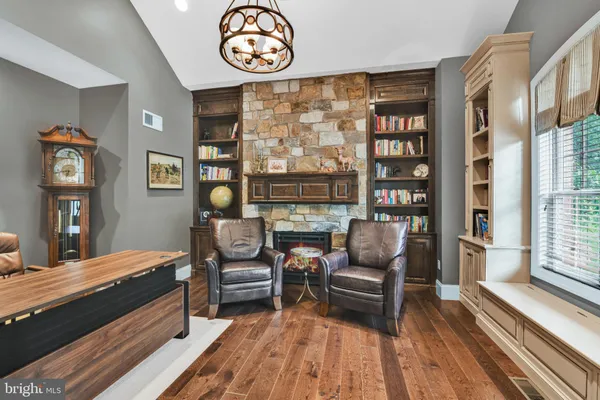 $2,490,000 | 32 Stonehill Drive, Mohnton, PA 19540