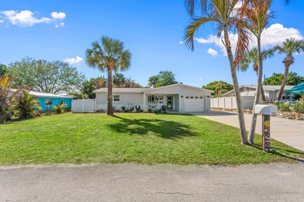 $450,000 | 3528 Northeast Jeannette Drive, Jensen Beach, FL 34957