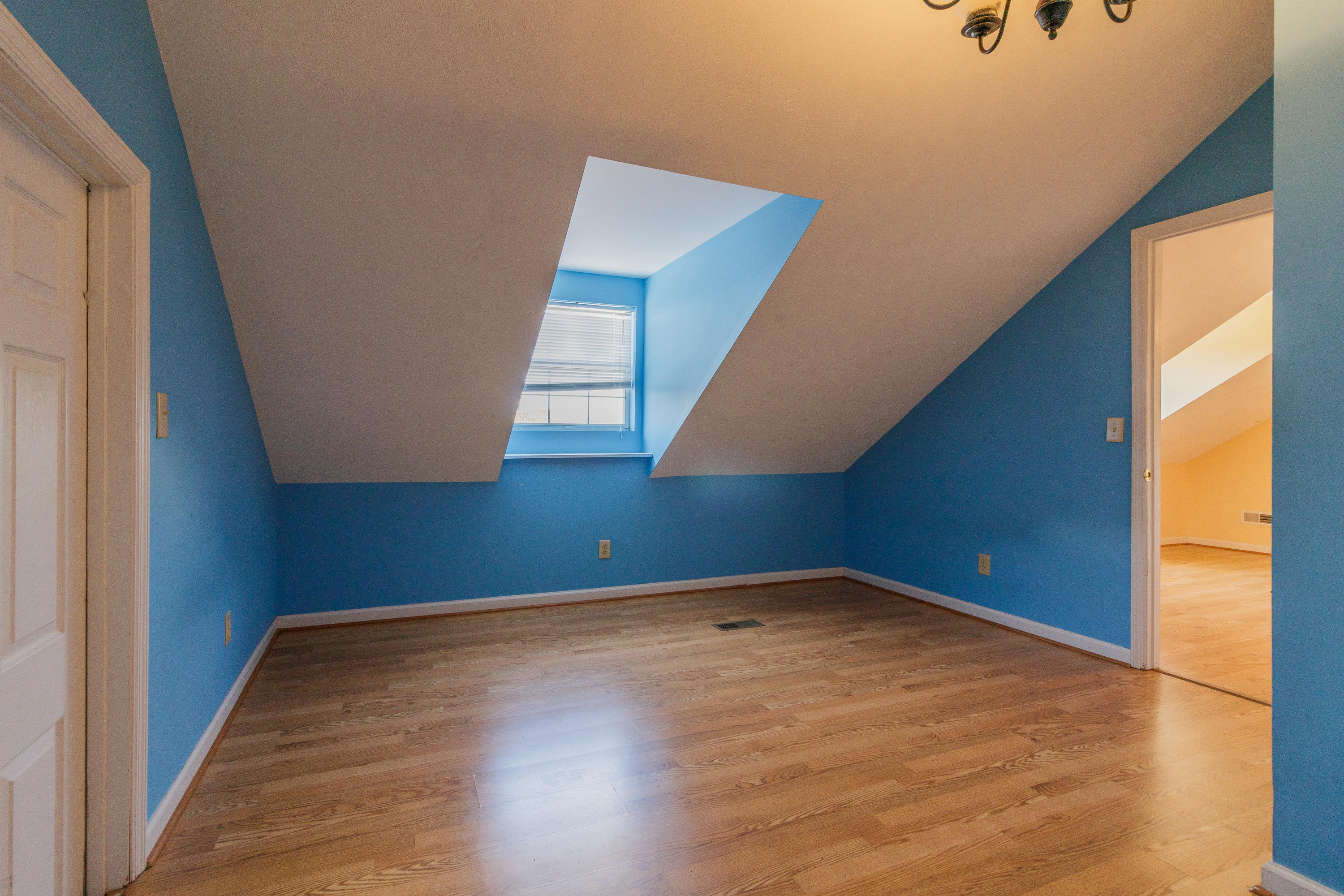1605 Ringgold Road LaFayette, GA 30728 - Photo 39 of 63 Upstairs Room 2
