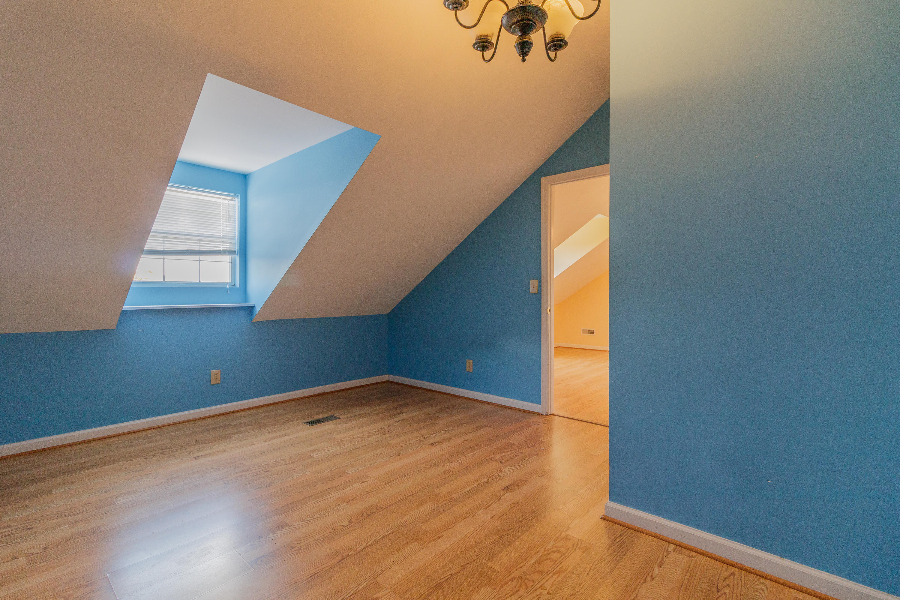 1605 Ringgold Road LaFayette, GA 30728 - Photo 40 of 63 Upstairs Room 2