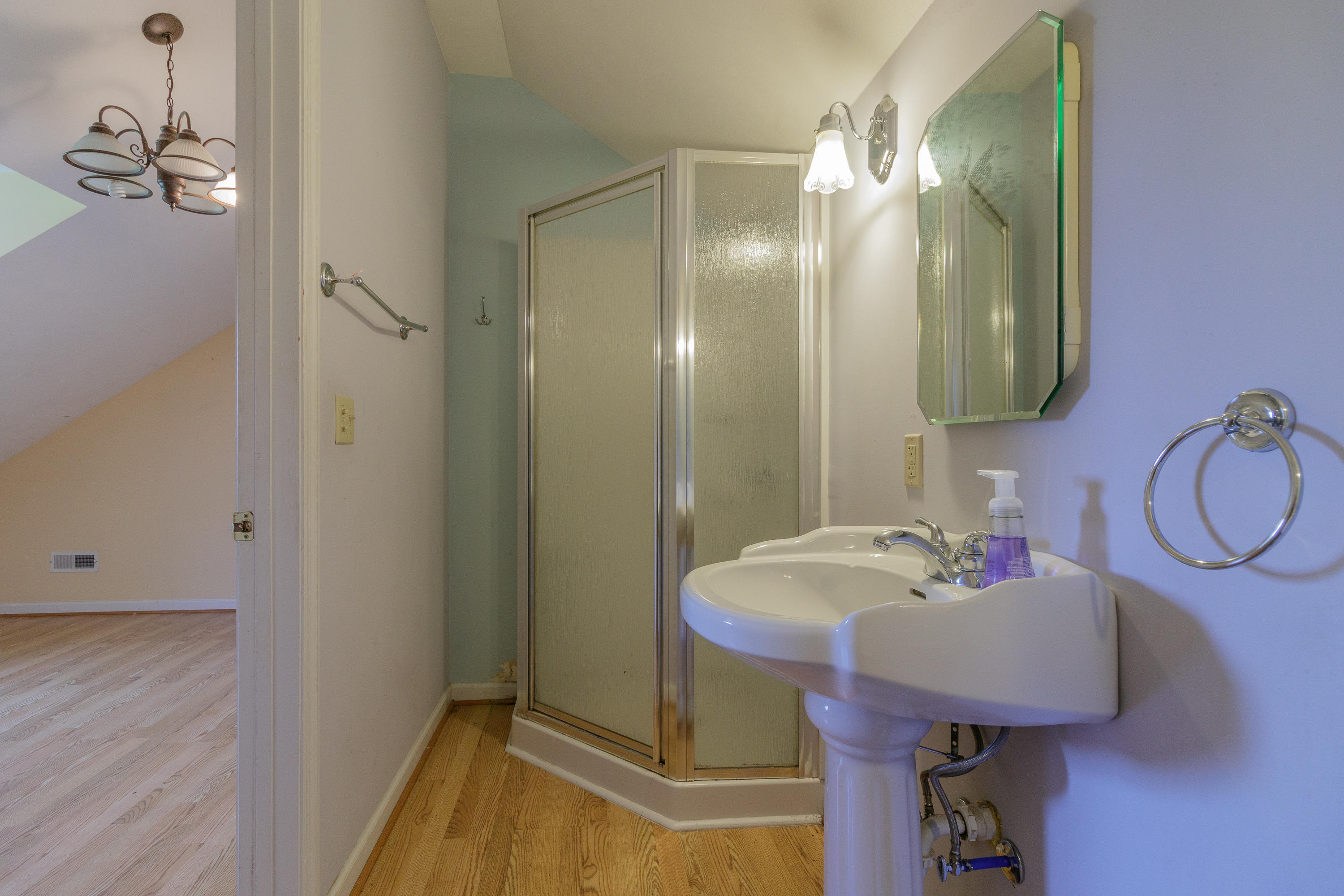 1605 Ringgold Road LaFayette, GA 30728 - Photo 43 of 63 Upstairs Bathroom