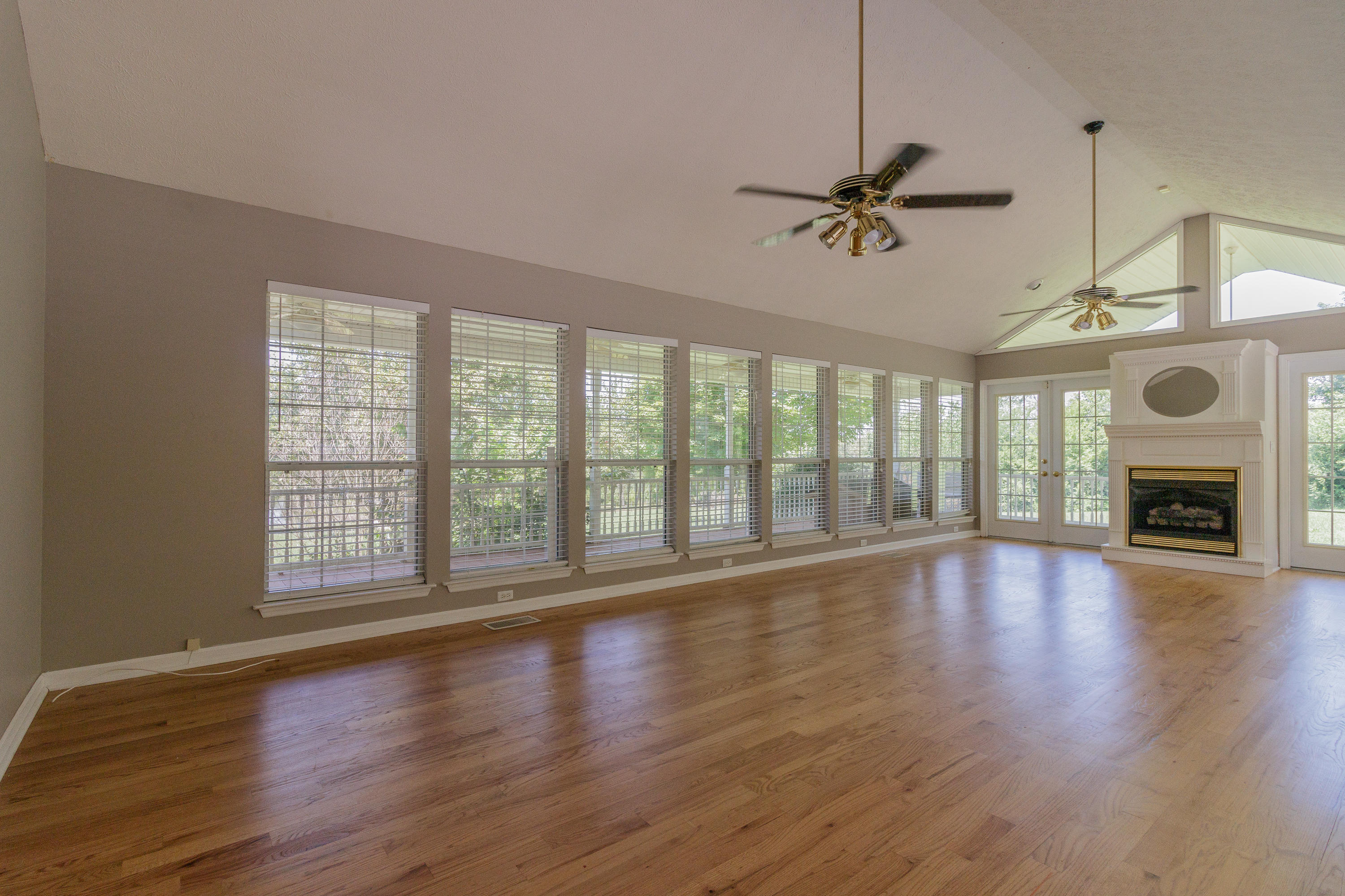 1605 Ringgold Road LaFayette, GA 30728 - Photo 5 of 63 Living Room