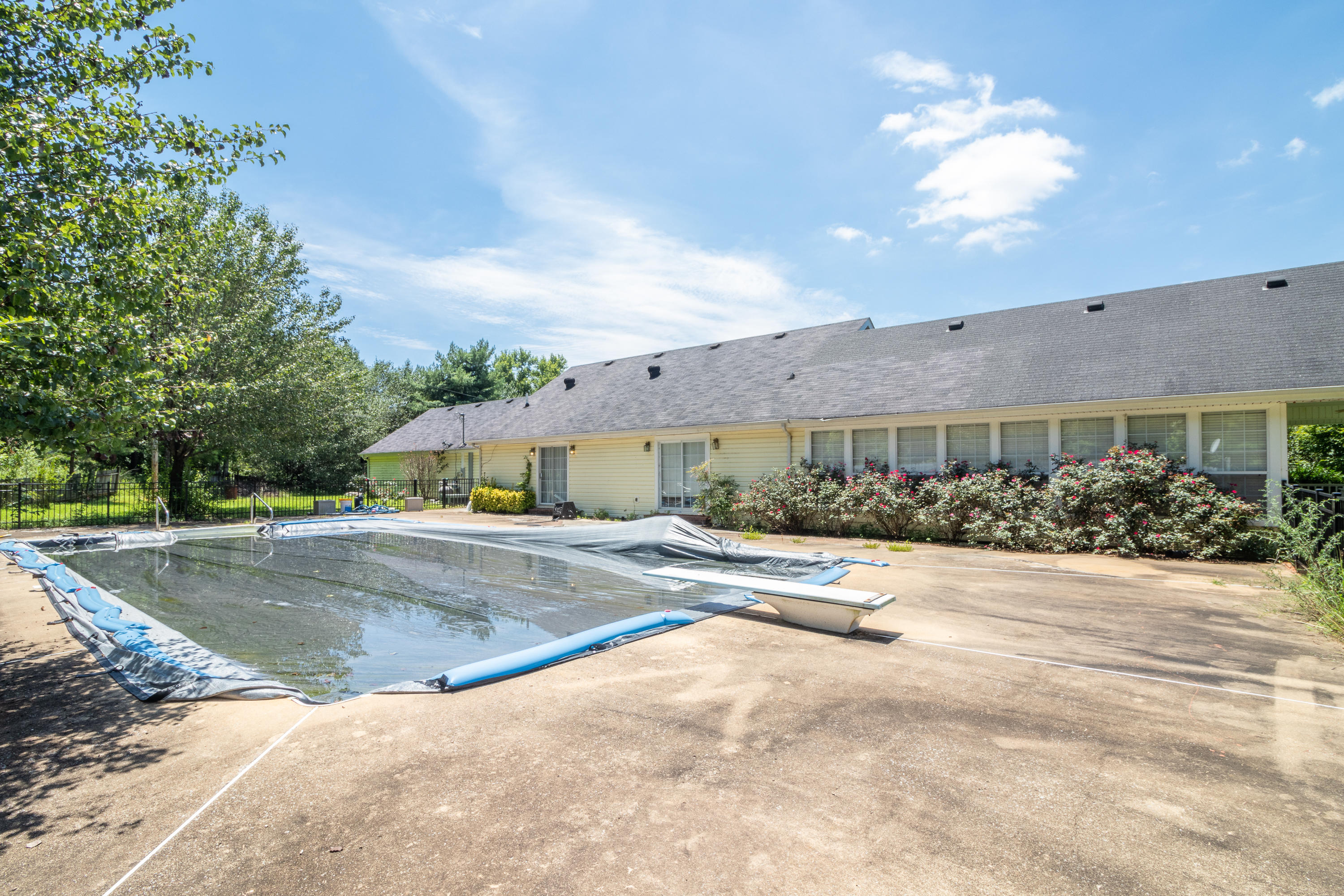 1605 Ringgold Road LaFayette, GA 30728 - Photo 51 of 63 Pool Area