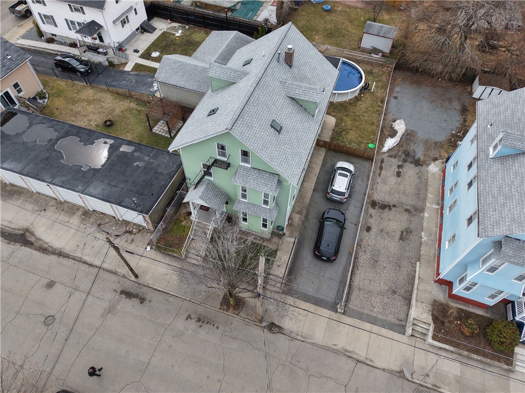 33 Young Street Pawtucket, RI 02860 - Photo 3 of 50