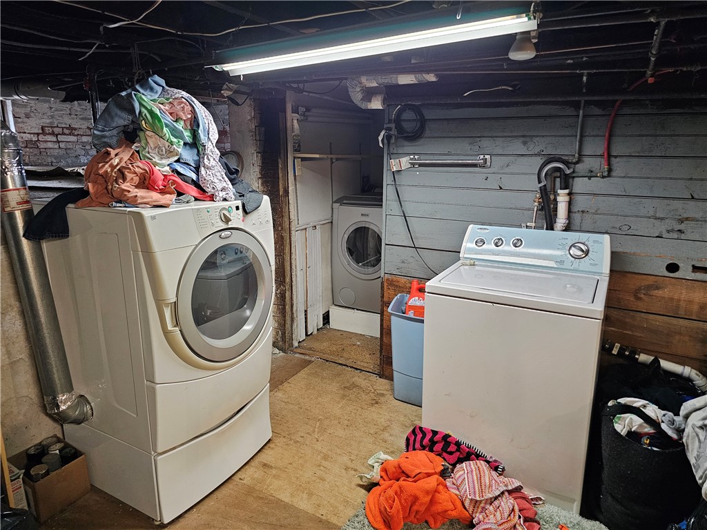 33 Young Street Pawtucket, RI 02860 - Photo 41 of 50