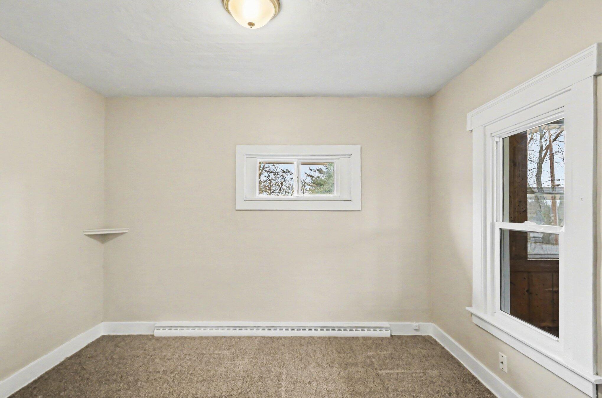 1015 Pearl Street Lansing, MI 48906 - Photo 12 of 17 012_file_9537