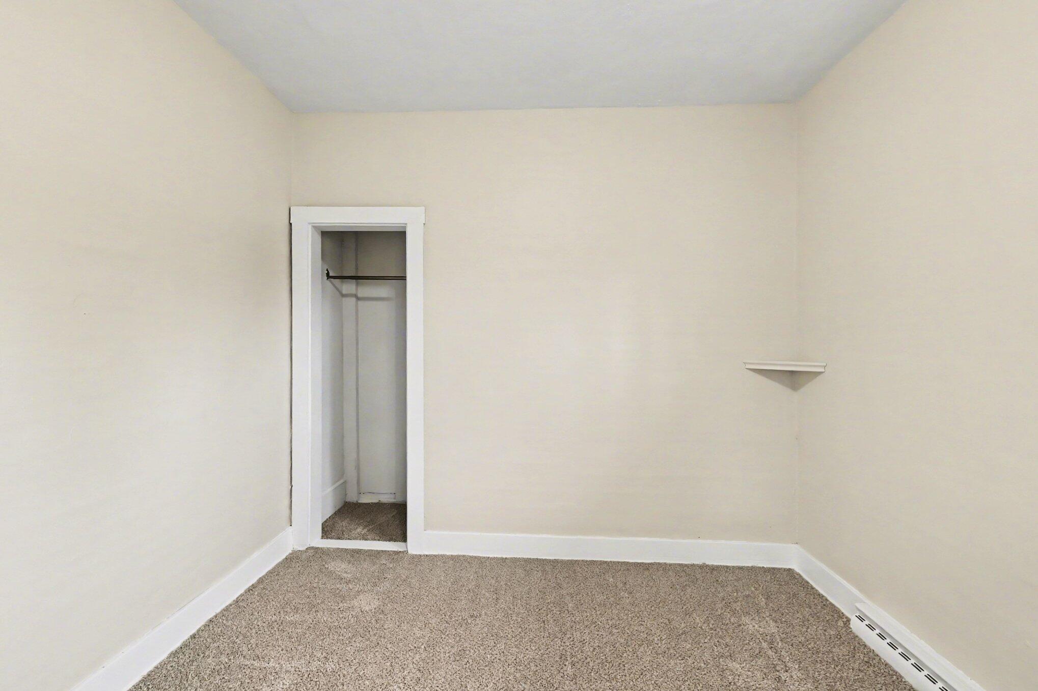 1015 Pearl Street Lansing, MI 48906 - Photo 13 of 17 013_file_1691