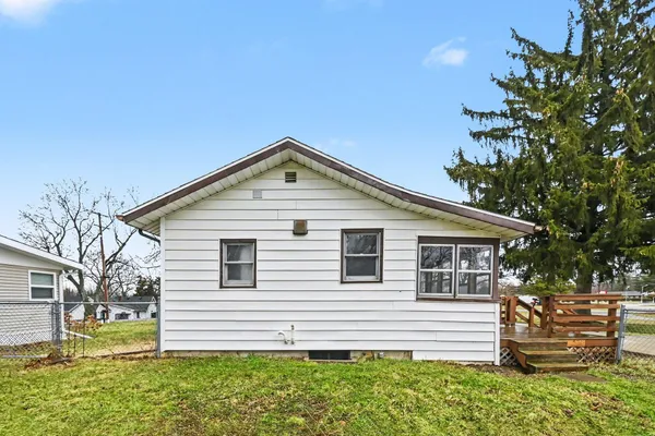 $99,900 | 1015 Pearl Street, Lansing, MI 48906