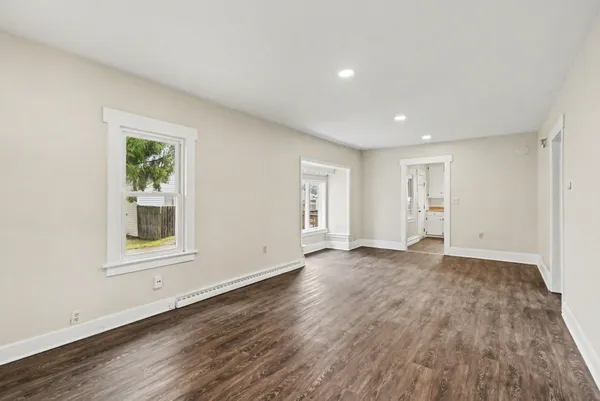 $99,900 | 1015 Pearl Street, Lansing, MI 48906