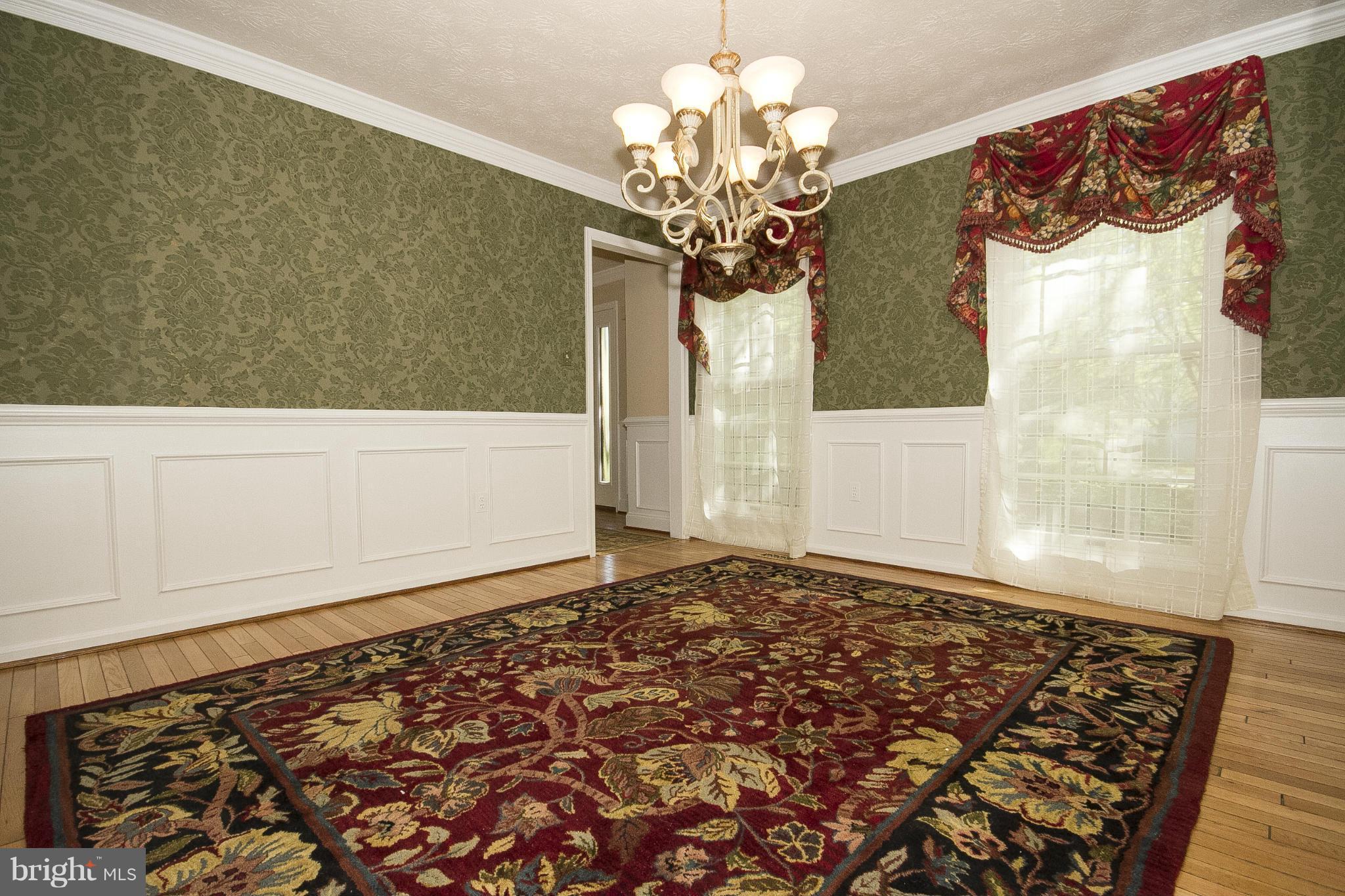 2680 Melba Road Ellicott City, MD 21042 - Photo 3 of 27 Dining Room