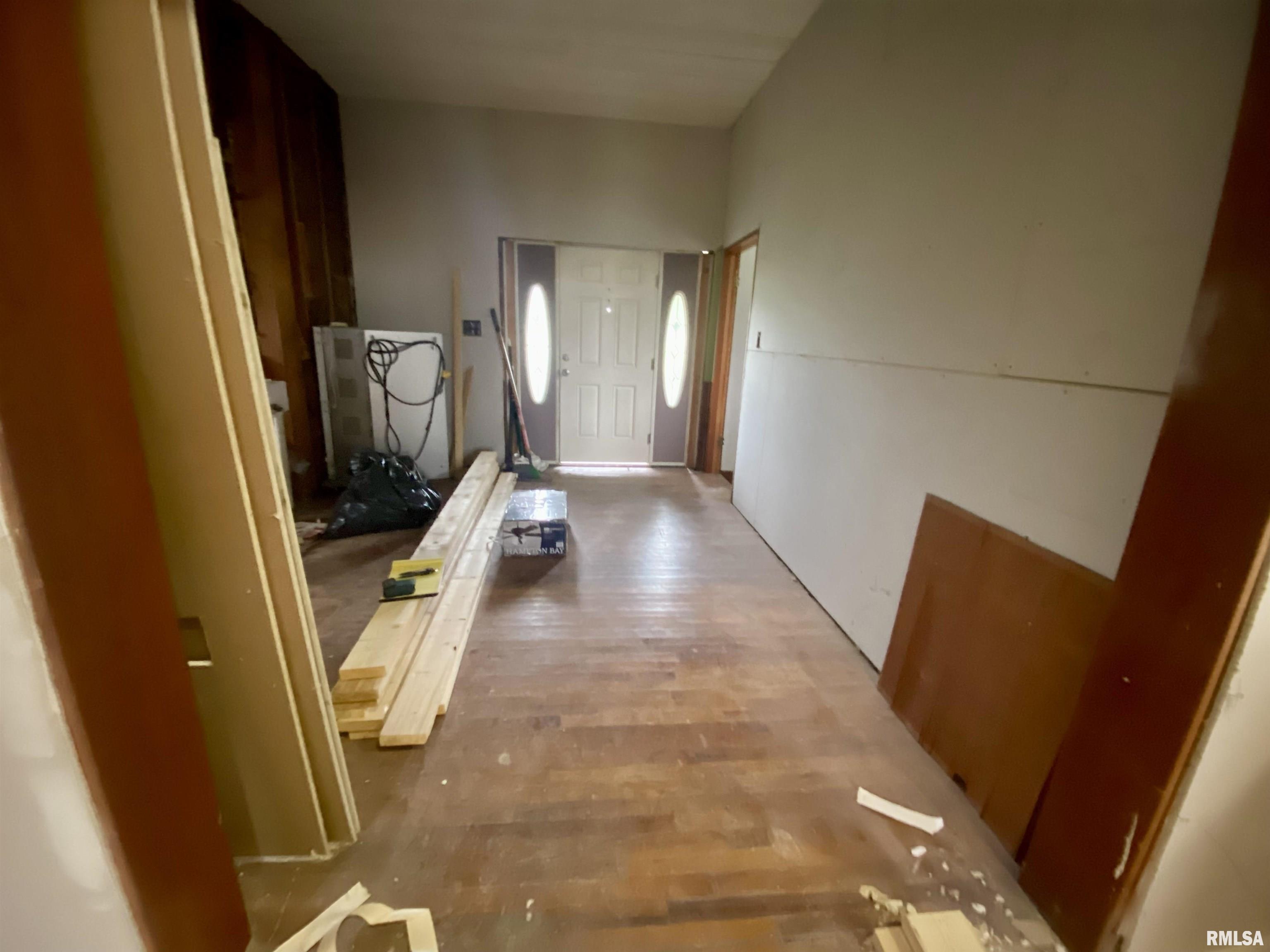 306 Washington Street Gorham, IL 62940 - Photo 13 of 48