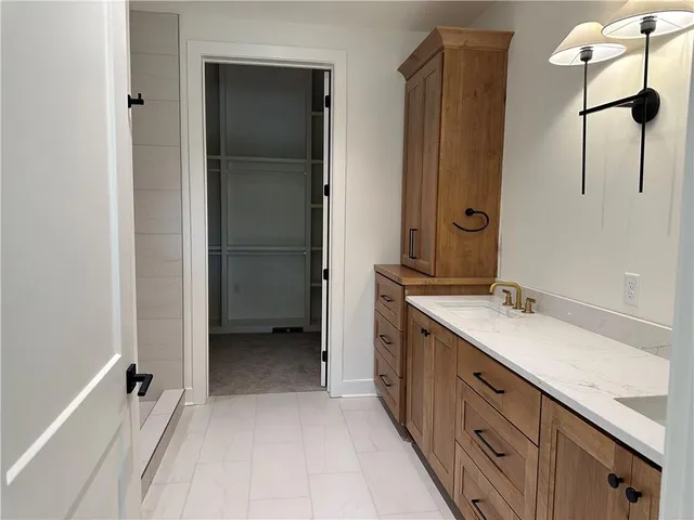 $992,931 | 2846 West 133rd Terrace, Leawood, KS 66224