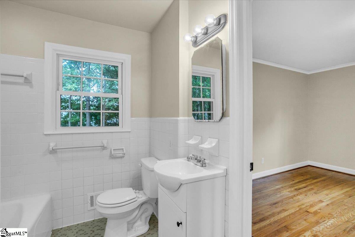 207 Forest Drive Easley, SC 29640 - Photo 16 of 29