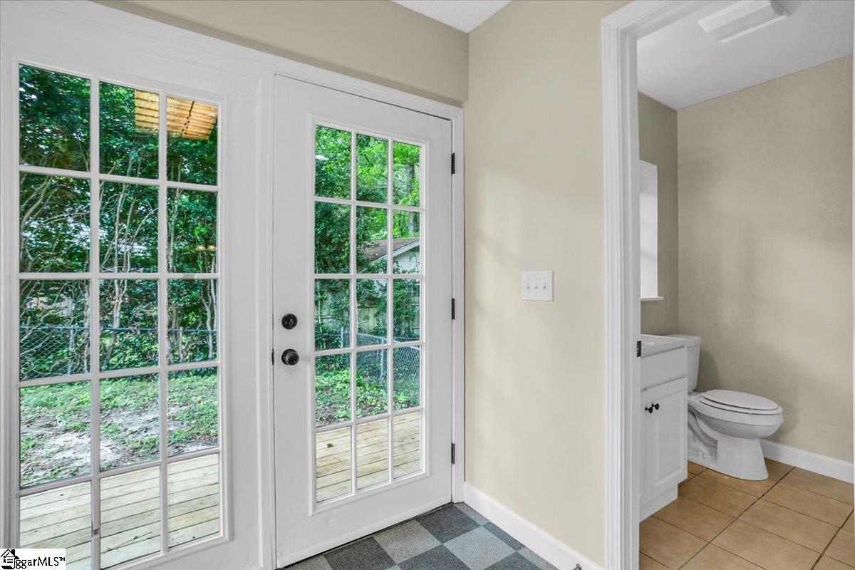 207 Forest Drive Easley, SC 29640 - Photo 23 of 29