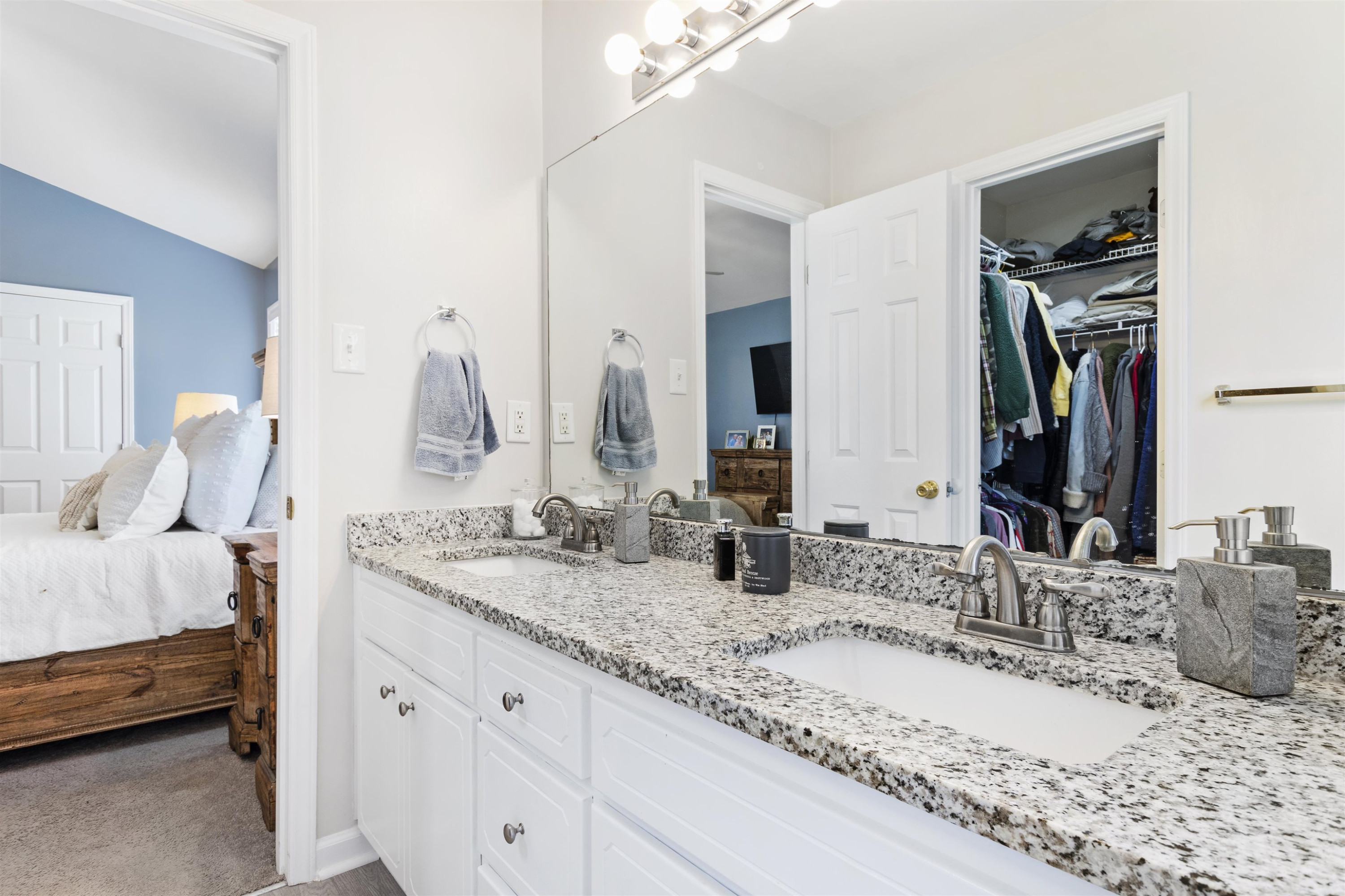 2821 Livery Way Raleigh, NC 27603 - Photo 23 of 34 Owner's Bathroom