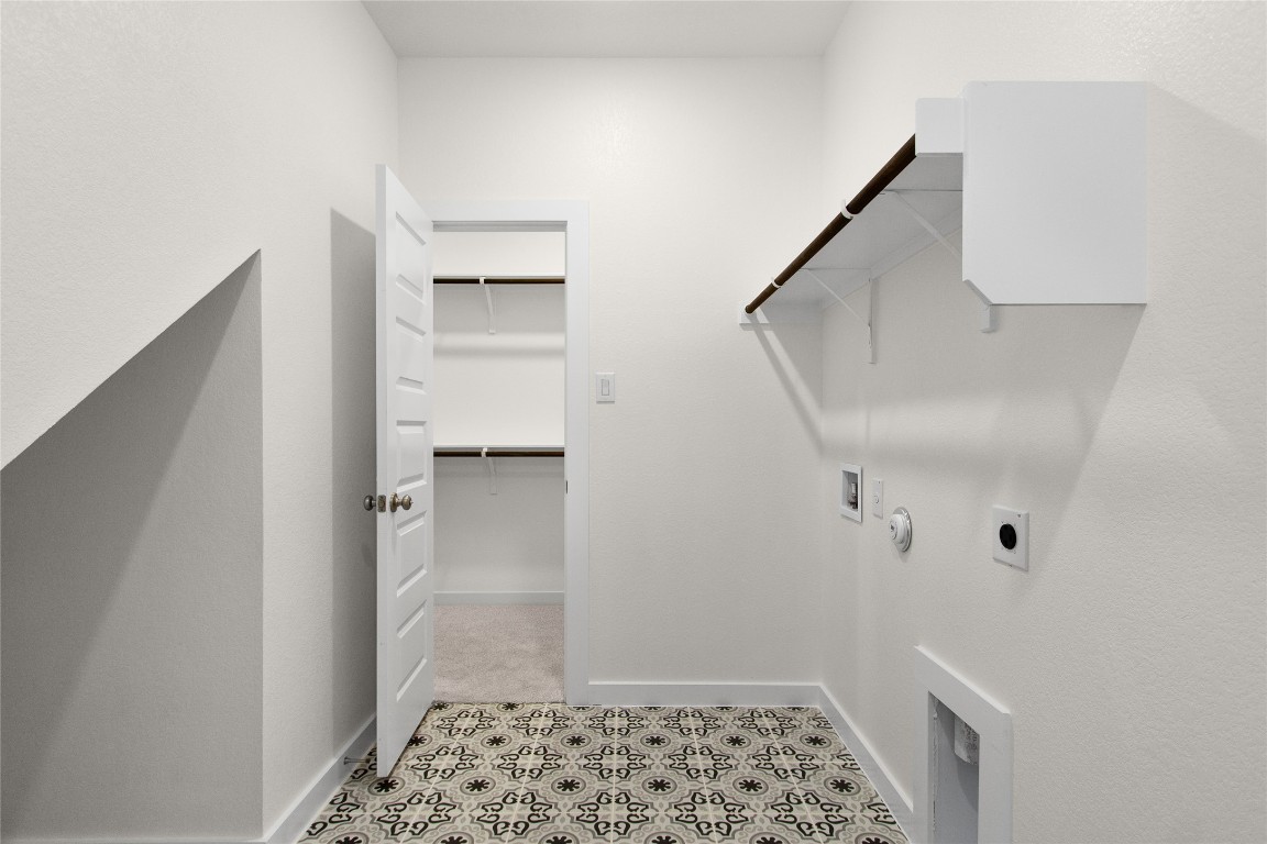 405 Raleigh Drive Georgetown, TX 78633 - Photo 31 of 36 a view of bathroom