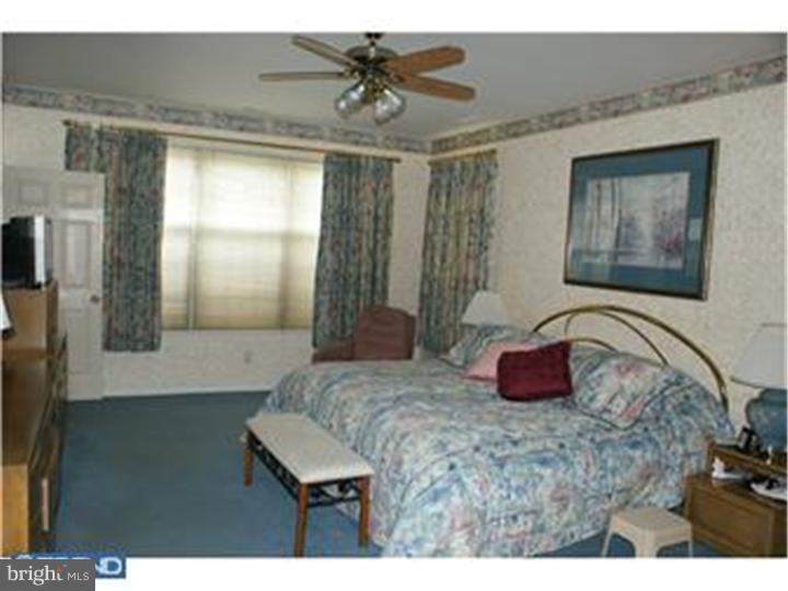 60 Mayfair Road Southampton, NJ 08088 - Photo 11 of 19 Bedroom - Main