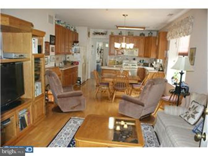 60 Mayfair Road Southampton, NJ 08088 - Photo 8 of 19 Gallery Image 8