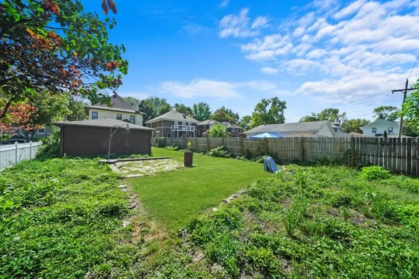 $360,000 | 711 Campbell Street, Joliet, IL 60435