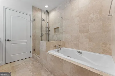 $445,000 | 2828 Peachtree Road, Unit 1704, Atlanta, GA 30305