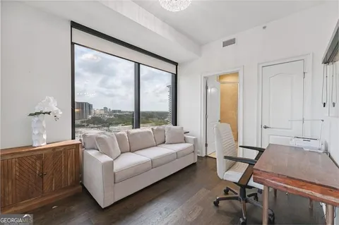 $445,000 | 2828 Peachtree Road, Unit 1704, Atlanta, GA 30305