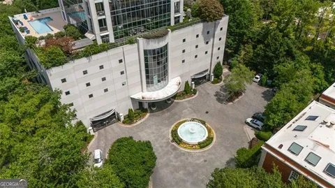 $445,000 | 2828 Peachtree Road, Unit 1704, Atlanta, GA 30305